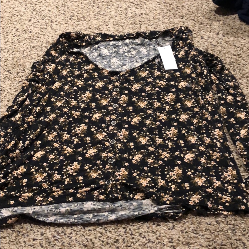 Long sleeve button up shirt